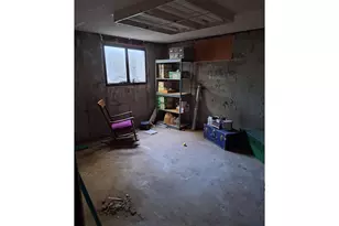 933 SE 174th Ave, Portland, OR 97233 - Photo 13