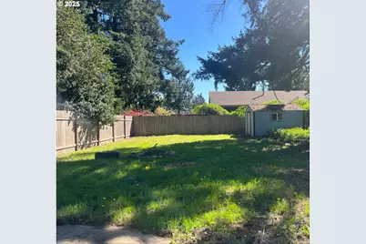 933 SE 174th Ave, Portland, OR 97233 - Photo 9