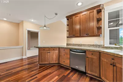 10211 SE Bristol Ln, Happy Valley, OR 97086 - Photo 7
