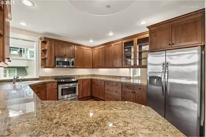 10211 SE Bristol Ln, Happy Valley, OR 97086 - Photo 5