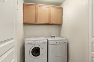 10211 SE Bristol Ln, Happy Valley, OR 97086 - Photo 23