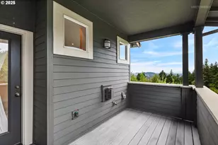 10211 SE Bristol Ln, Happy Valley, OR 97086 - Photo 15