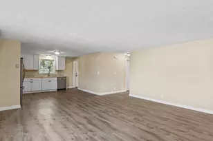 813 NE 106th Ave, Vancouver, WA 98664 - Photo 7