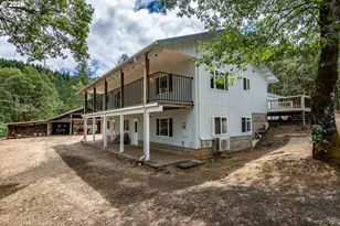 8824 Green Valley Rd, Oakland, OR 97462 - Photo 3