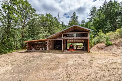 8824 Green Valley Rd, Oakland, OR 97462 - Photo 31