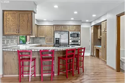 6415 SW Fisher Ave, Beaverton, OR 97008 - Photo 9