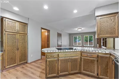 6415 SW Fisher Ave, Beaverton, OR 97008 - Photo 13