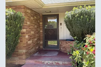 3110 SE Concord Rd, Milwaukie, OR 97267 - Photo 3