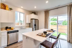 340 Greencrest St NE, Salem, OR 97301 - Photo 15