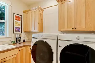 5912 SW Yamhill St, Portland, OR 97221 - Photo 37