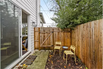 6276 NE 6th Ave, Portland, OR 97211 - Photo 7