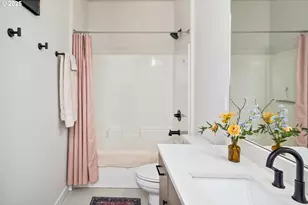 6276 NE 6th Ave, Portland, OR 97211 - Photo 25