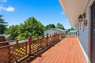715 NW 76th St, Vancouver, WA 98665 - Photo 17