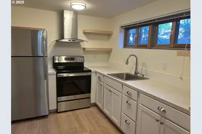 2165 NE Multnomah St, Portland, OR 97232 - Photo 3