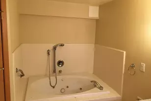 2165 NE Multnomah St, Portland, OR 97232 - Photo 13