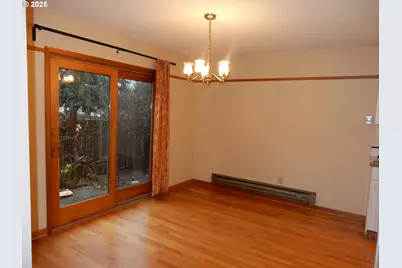 2165 NE Multnomah St, Portland, OR 97232 - Photo 9