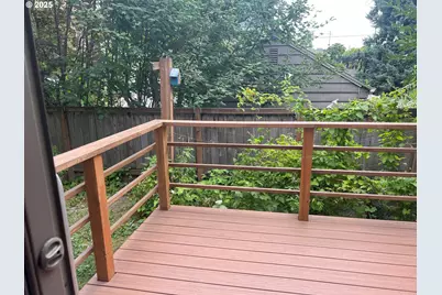 2165 NE Multnomah St, Portland, OR 97232 - Photo 17