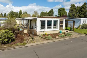 1800 Lakewood Ct, Eugene, OR 97402 - Photo 3