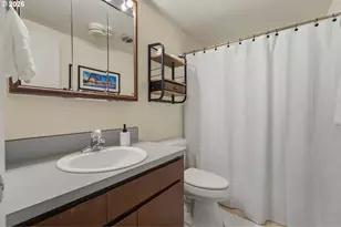 15100 SW Crown Dr, King City, OR 97224 - Photo 23