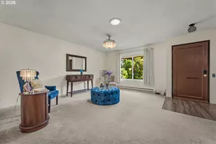 15100 SW Crown Dr, King City, OR 97224 - Photo 5