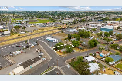 245 W Standard Ave, Hermiston, OR 97838 - Photo 31