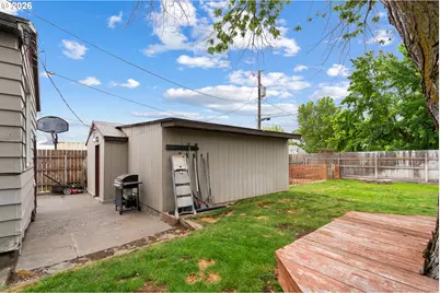 245 W Standard Ave, Hermiston, OR 97838 - Photo 21