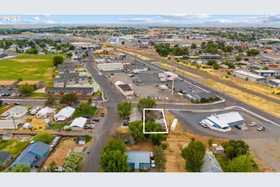 245 W Standard Ave, Hermiston, OR 97838 - Photo 33