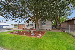 245 W Standard Ave, Hermiston, OR 97838 - Photo 3