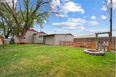 245 W Standard Ave, Hermiston, OR 97838 - Photo 27