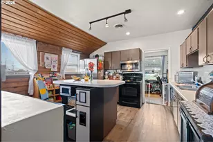 245 W Standard Ave, Hermiston, OR 97838 - Photo 11