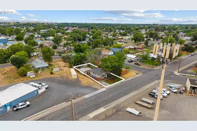 245 W Standard Ave, Hermiston, OR 97838 - Photo 29