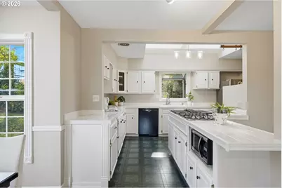 12225 SW 34th Ave, Portland, OR 97219 - Photo 17