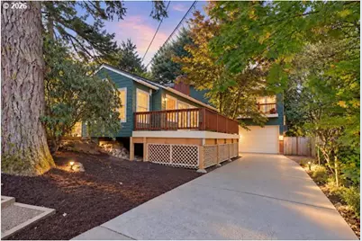 12225 SW 34th Ave, Portland, OR 97219 - Photo 1