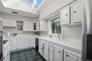 12225 SW 34th Ave, Portland, OR 97219 - Photo 19