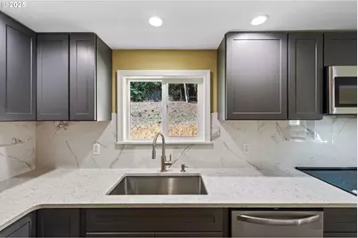 60422 Foxglove Rd, Coos Bay, OR 97420 - Photo 11