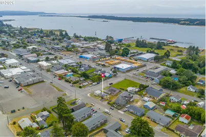 220 N Wasson St, Coos Bay, OR 97420 - Photo 27