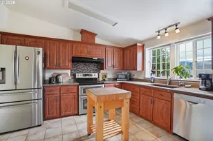 100 Cherry Hill Dr, Mosier, OR 97040 - Photo 17