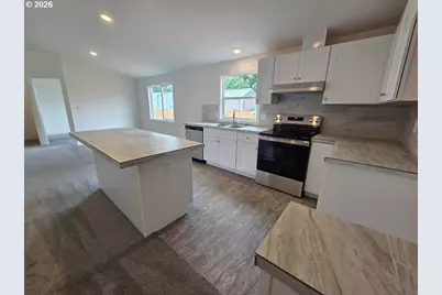 1017 C St, Vader, WA 98593 - Photo 5