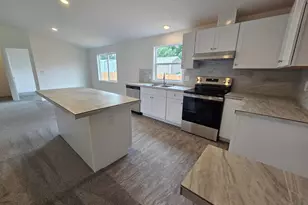 1017 C St, Vader, WA 98593 - Photo 5