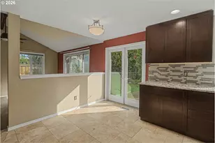 8060 SW Landau St, Portland, OR 97223 - Photo 7