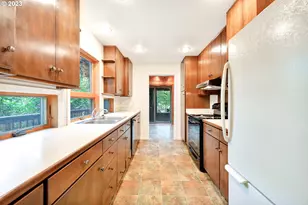 77383 Mosby Creek Rd, Cottage Grove, OR 97424 - Photo 11