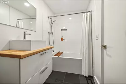 5214 NE Jessup St, Portland, OR 97218 - Photo 27