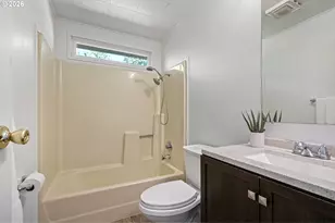 5949 Lilac Ln, Springfield, OR 97478 - Photo 33