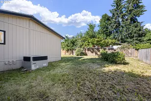 5949 Lilac Ln, Springfield, OR 97478 - Photo 41