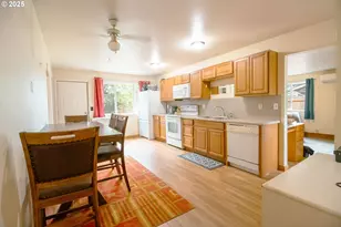 4671 Merlin St, Longview, WA 98632 - Photo 5