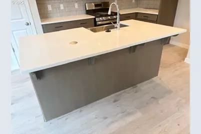 1647 N Millican Creek St, Lafayette, OR 97127 - Photo 3