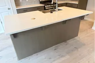 1647 N Millican Creek St, Lafayette, OR 97127 - Photo 3