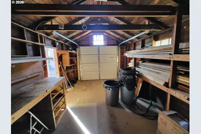 692 N Elliott St, Coquille, OR 97423 - Photo 33