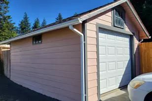 692 N Elliott St, Coquille, OR 97423 - Photo 31