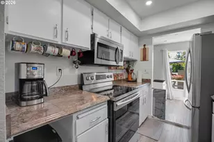 1558 NW Midlake Ln, Beaverton, OR 97006 - Photo 13